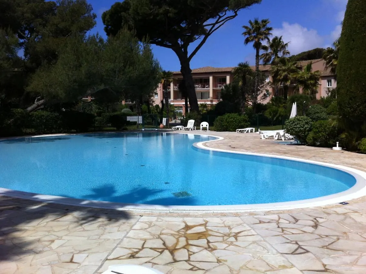T2 Vue Mer 50M De La Plage A Giens Hyeres Apartment